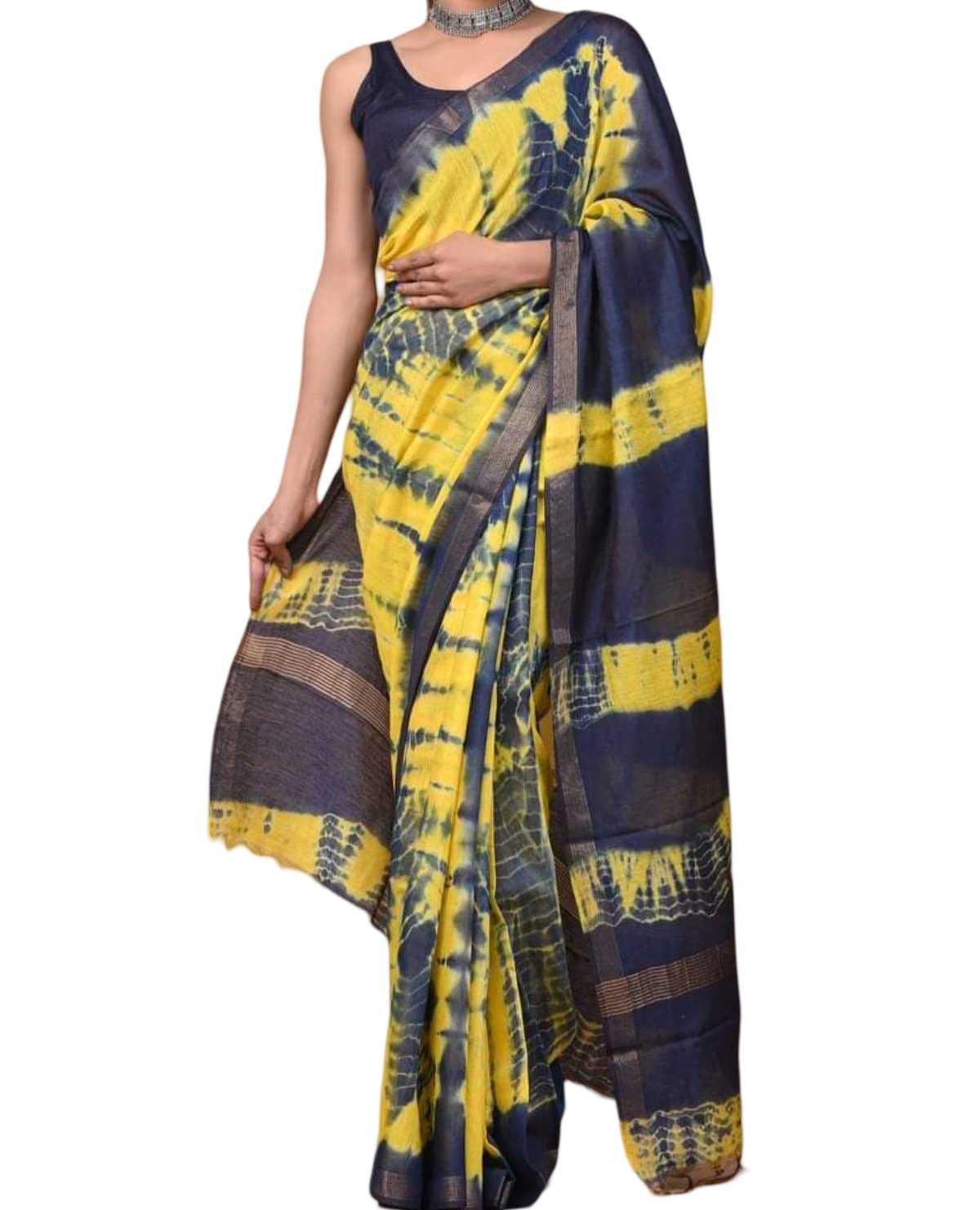 Provides handwoven soft semi-silk sarees with Shibori designs, combining traditional weaving techniques with contemporary patterns. 