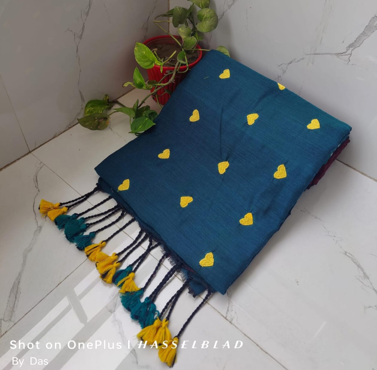 🌸 New Bhagalpuri Cotton Saree Embroidery Design 2025 | Elegant Handwork for Festive & Daily Wear!