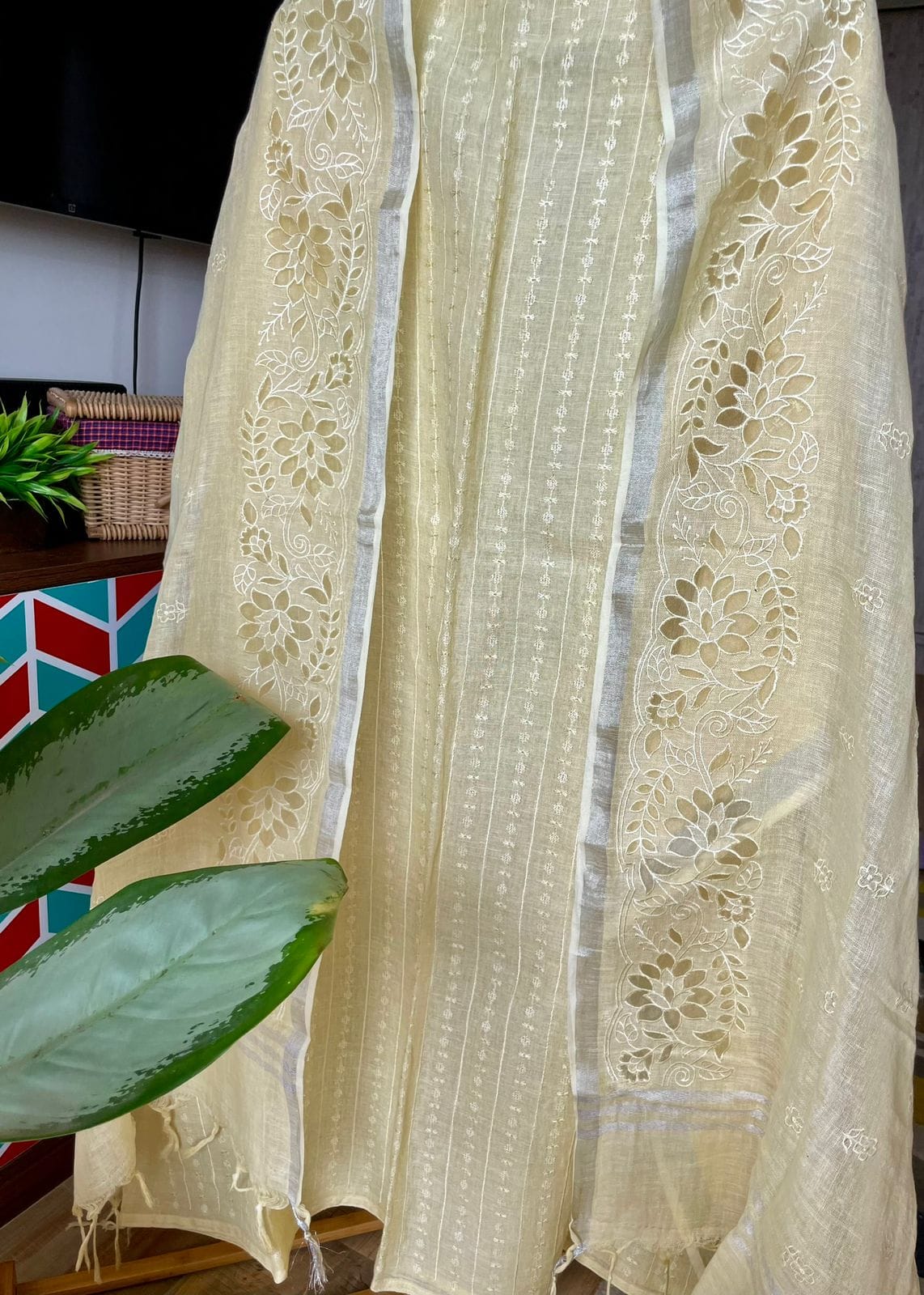 Pure Linen Hand Cutwork Embroidery Suit – Elegant and Timeless Craftsmanship